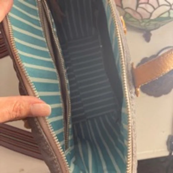 Consuela Silverlake Sling Tote Bag - Picture 5 of 11